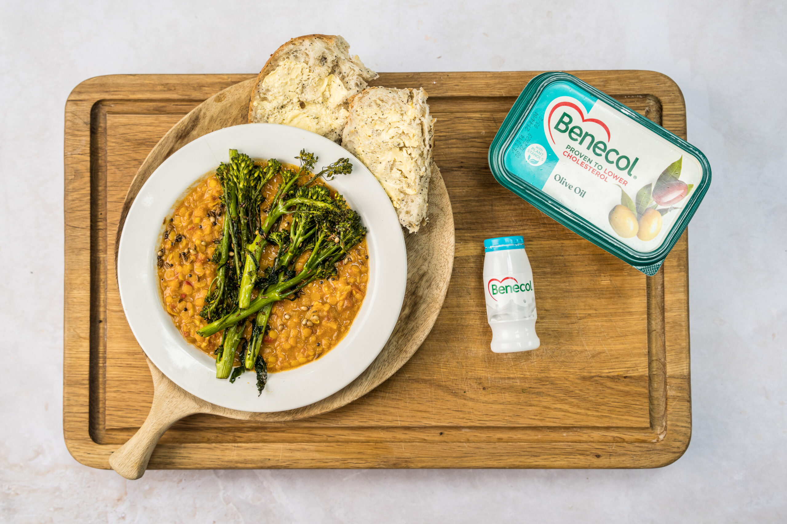 Red Lentil Dhal Soup with Indian Spiced Broccoli - Benecol - UK